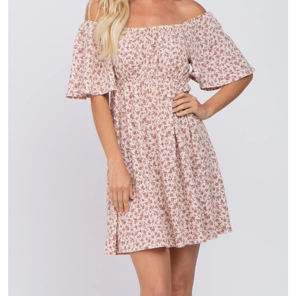 Pinkblush maternity dress in size medium - Picture 2 of 7